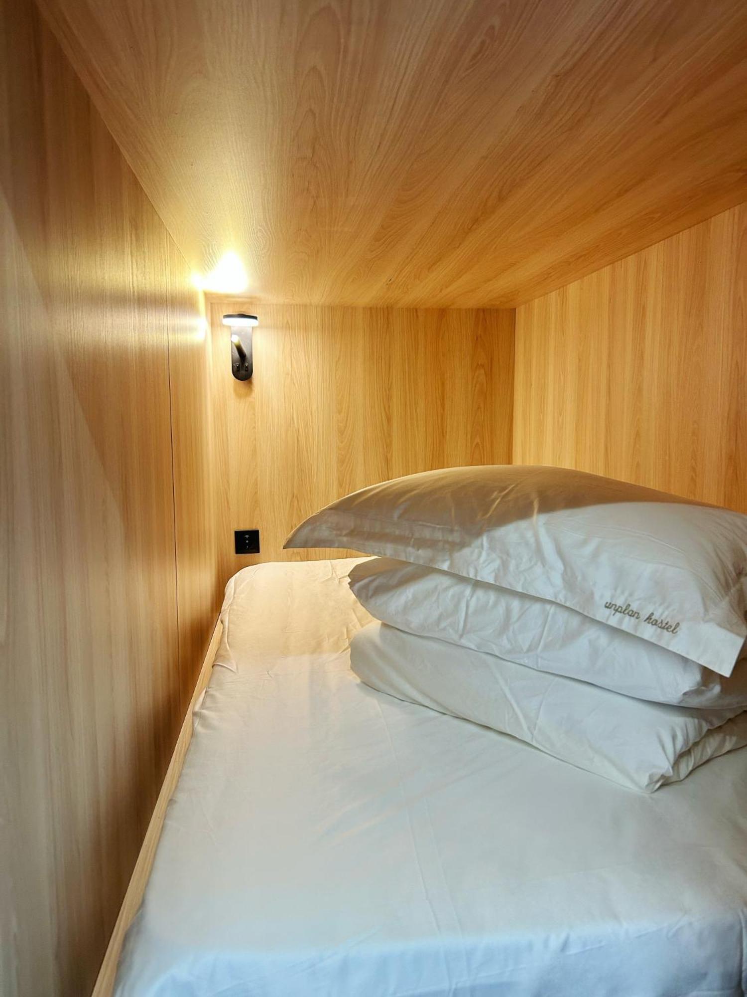 Unplan Hostel Madrid Dış mekan fotoğraf