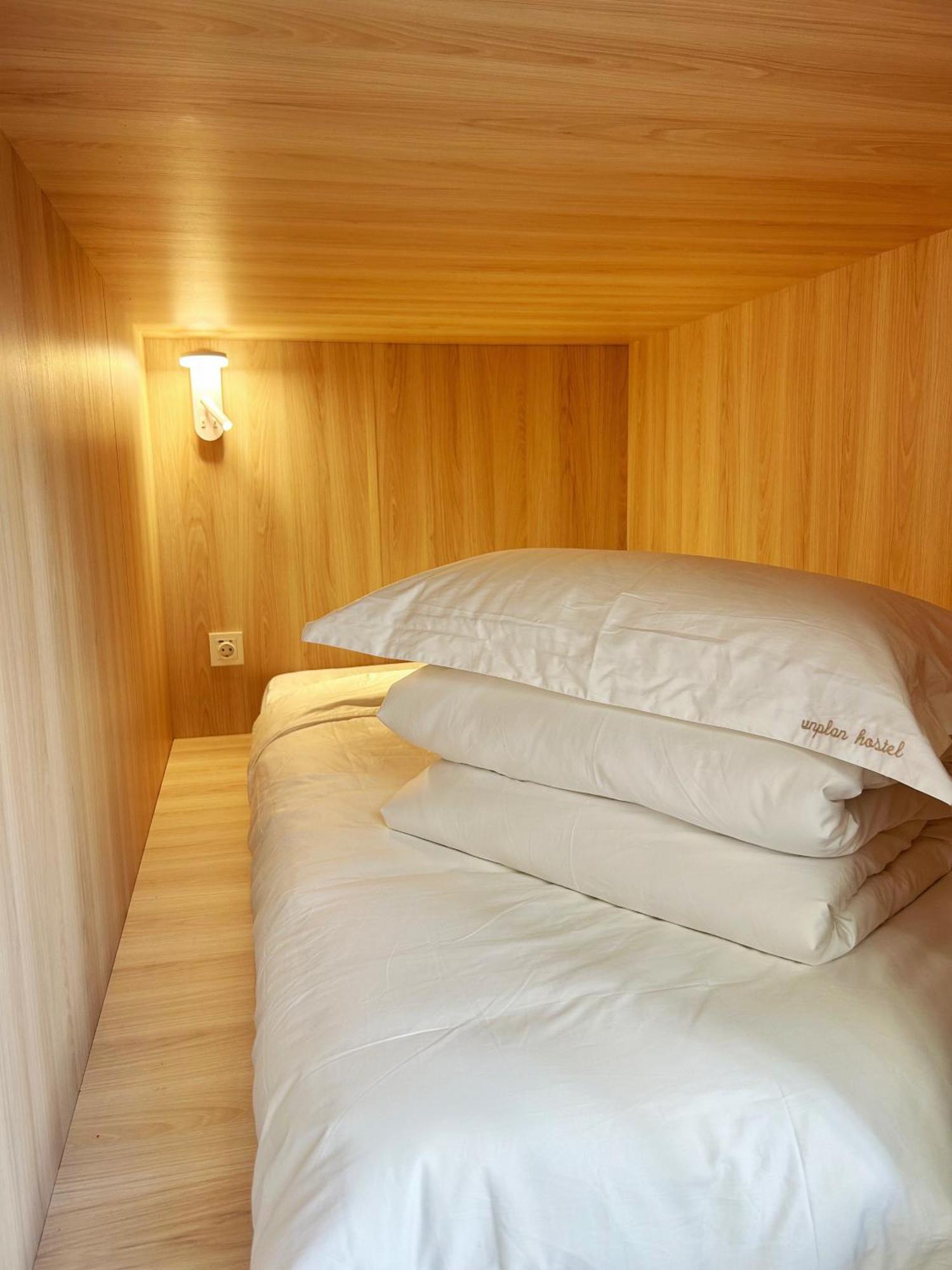 Unplan Hostel Madrid Dış mekan fotoğraf