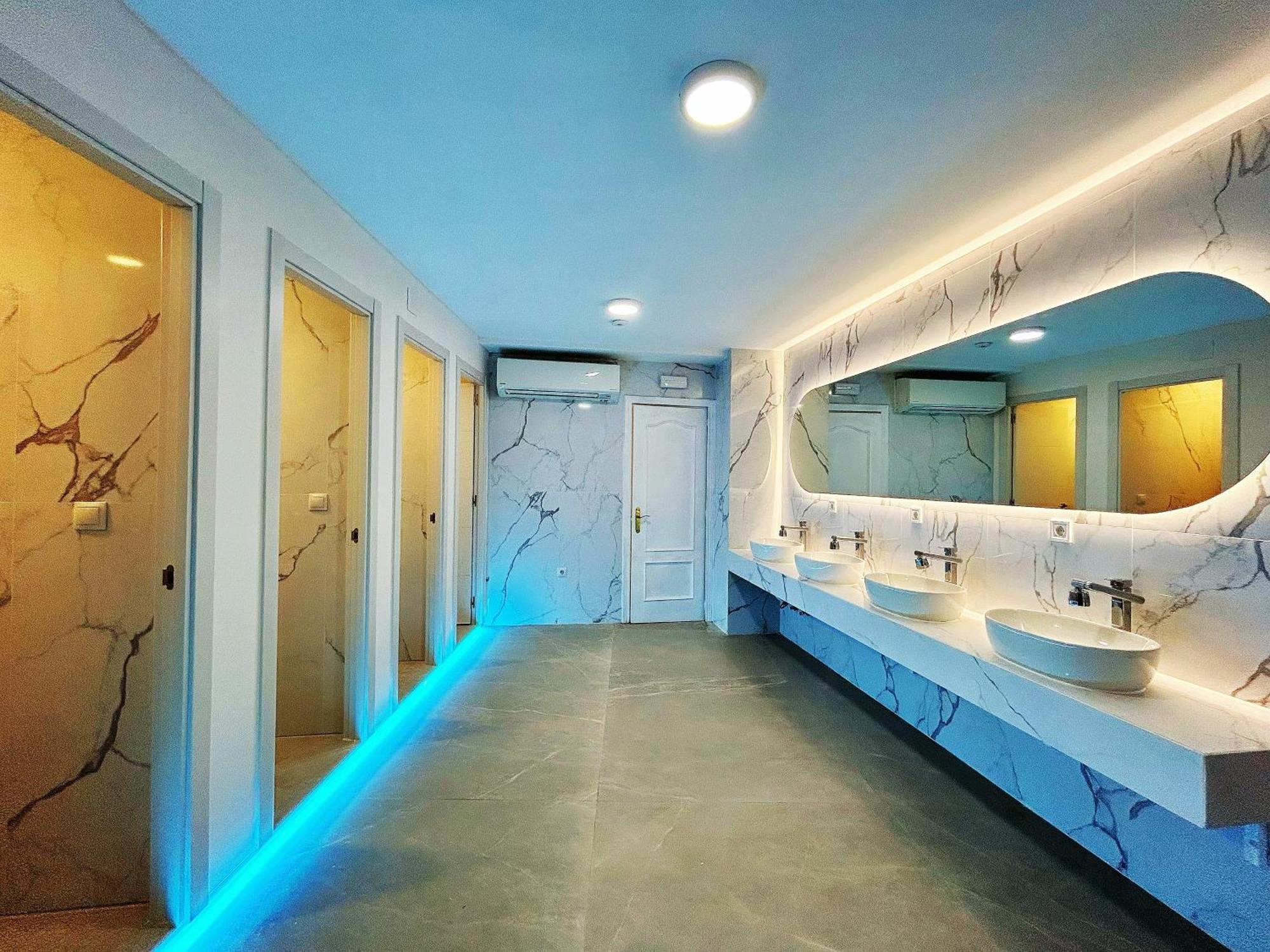 Unplan Hostel Madrid Dış mekan fotoğraf