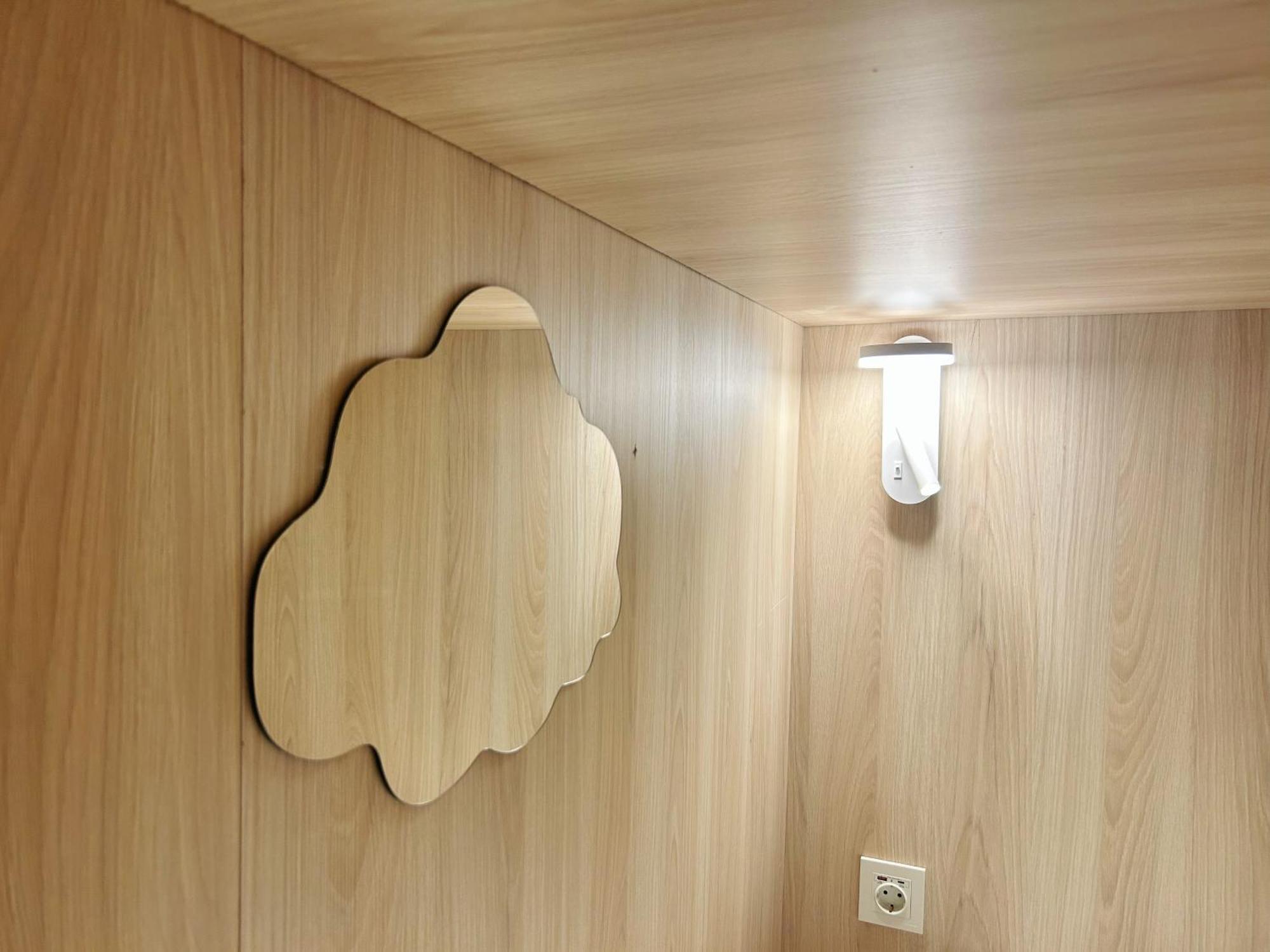 Unplan Hostel Madrid Dış mekan fotoğraf